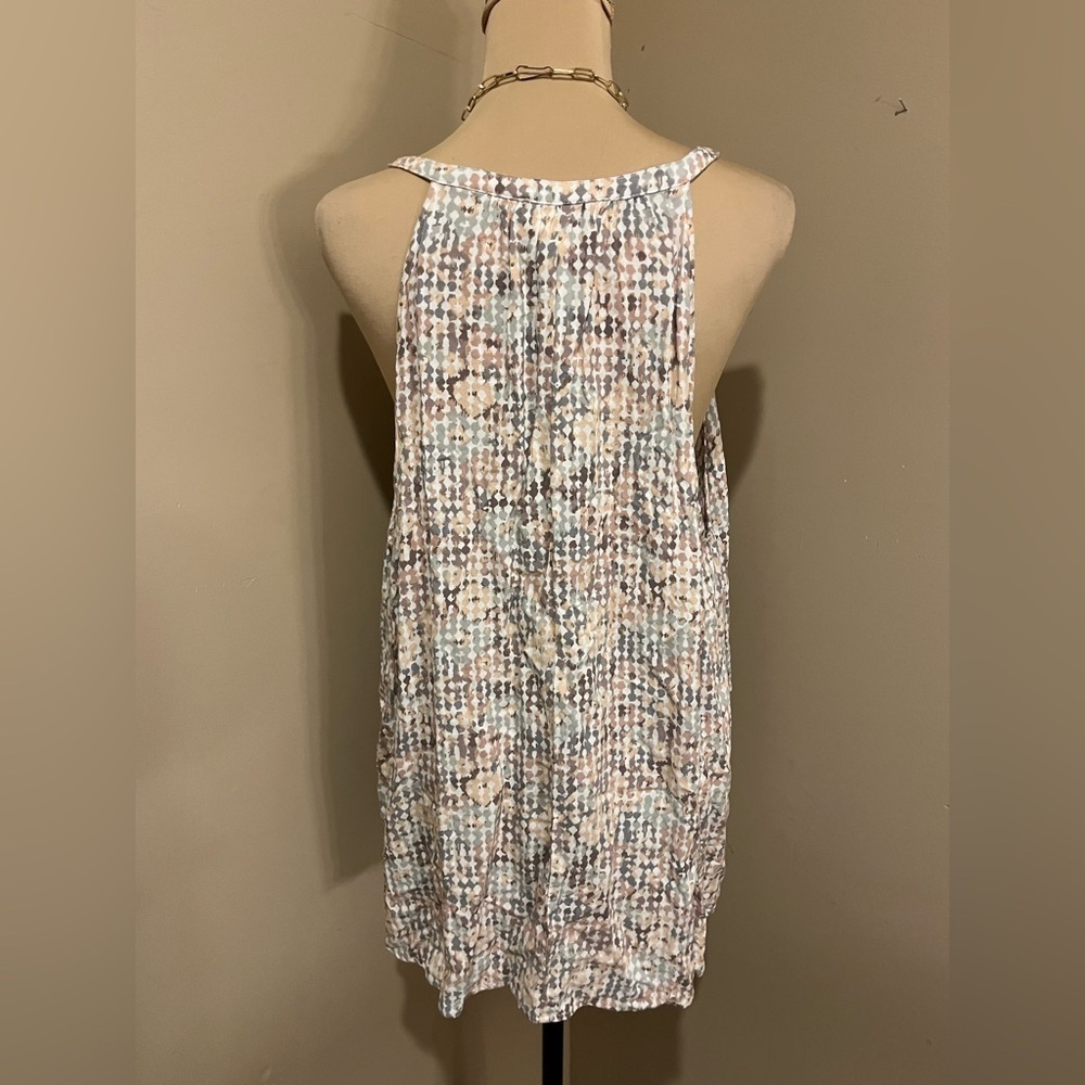 Savanah Jane Floral Embroidered Sleeveless Top, size 3X - Picture 3 of 8